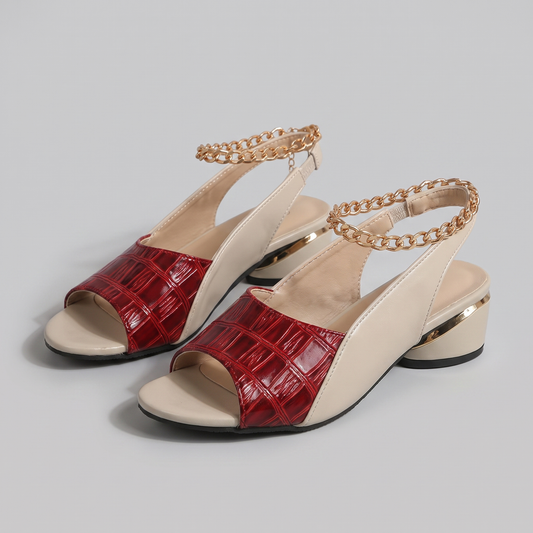 Romane sandales souples et légères - photo studio fond gris